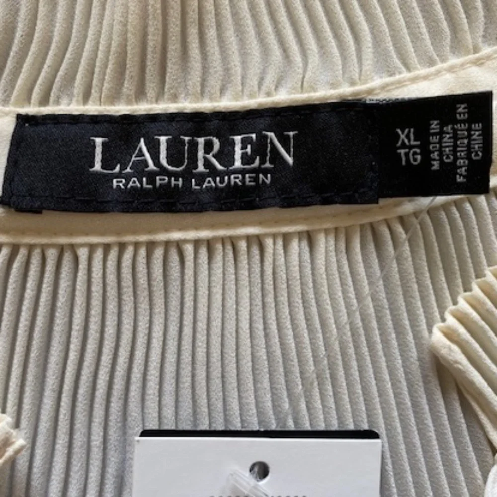 Ralph Lauren 2-piece pleated top (NWT) - Picture 7 of 15